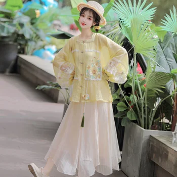 Han Xuming izgatavots Hanfu. Sievietes var valkāt saulespuķu vienkrāsainu liela izmēra īss krekls ar kvadrātveida kakla un pusi uzmavas dienas